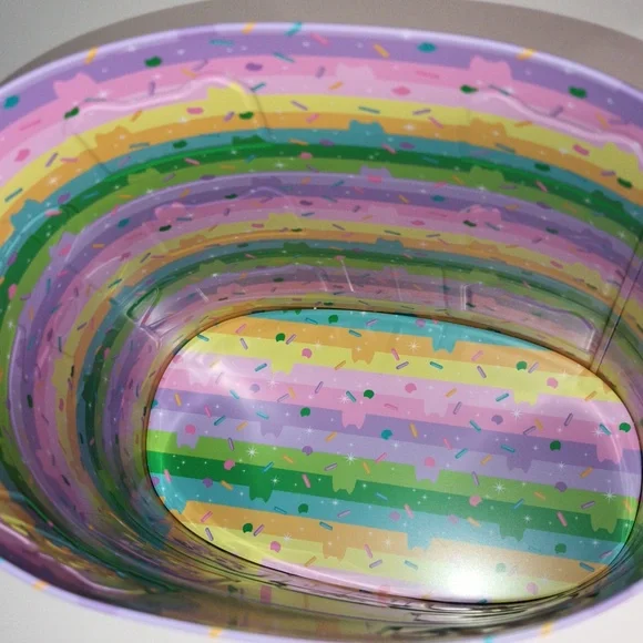 Dream Works Gabby's Dollhouse Girl's Pastel Waste Basket🗑️ NWOT - Picture 2 of 9